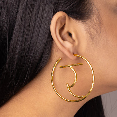 र Encircled Earring