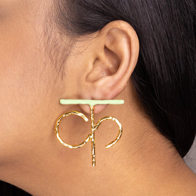 क Highlighter Earring