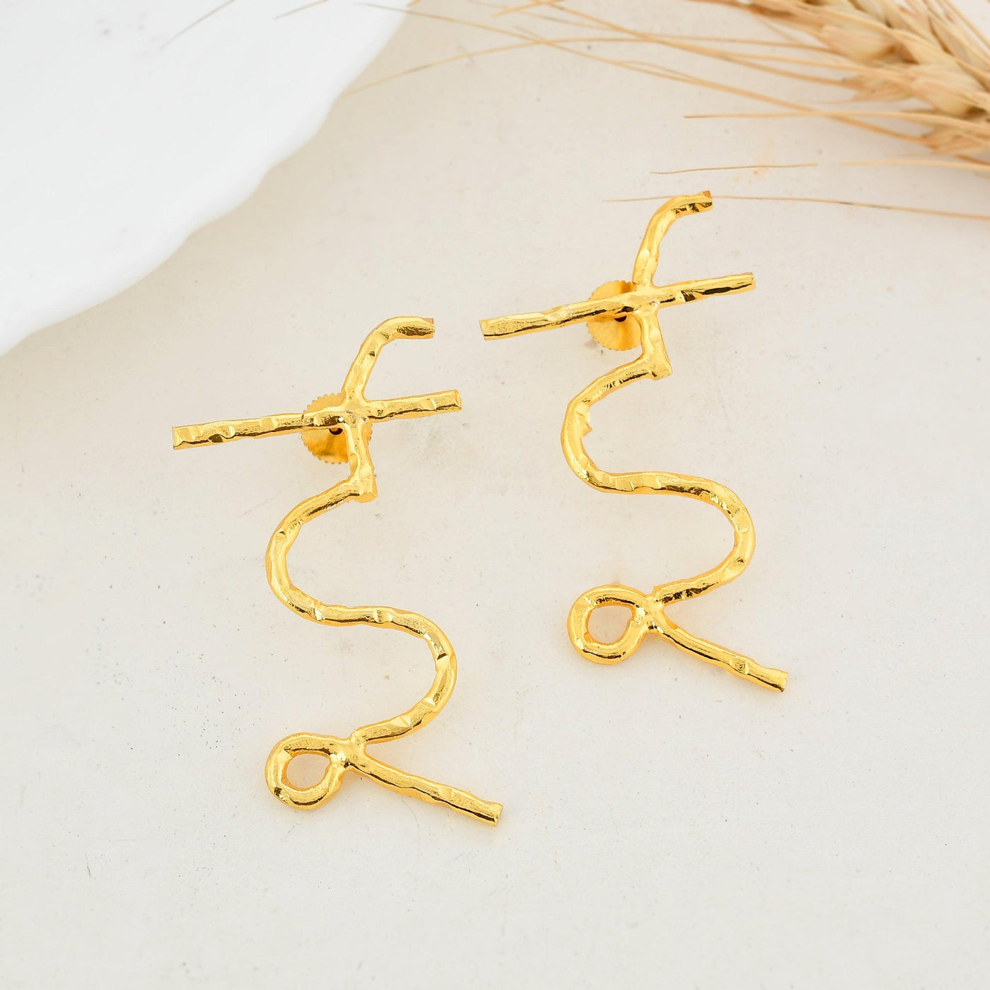 ई Earring - Zuriijewels