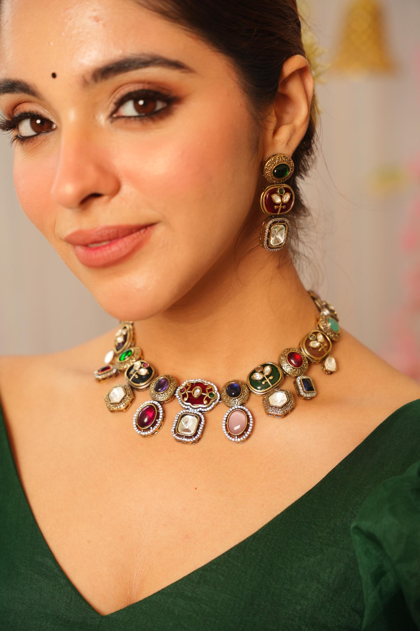 Navratna Oxidized Fusion Kundan Set