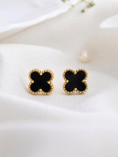 CLOVER STUDS