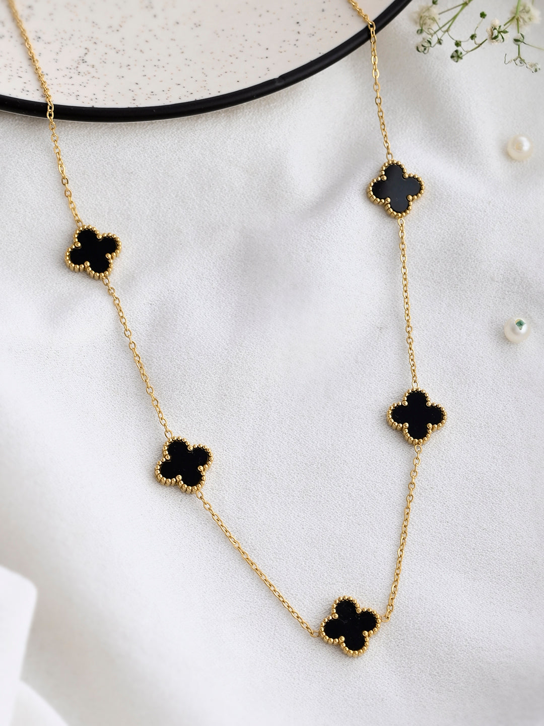 CLOVER LONG CHAIN NECKLACE