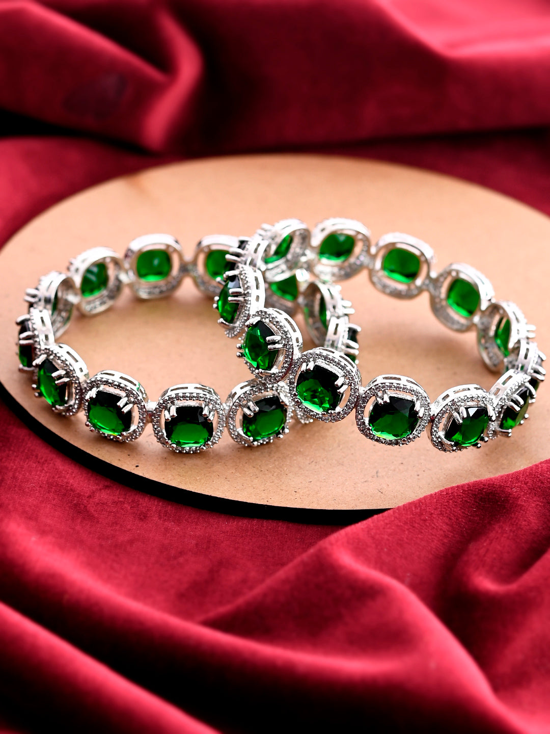 Emerald Green Stone With Ad Bangle Set