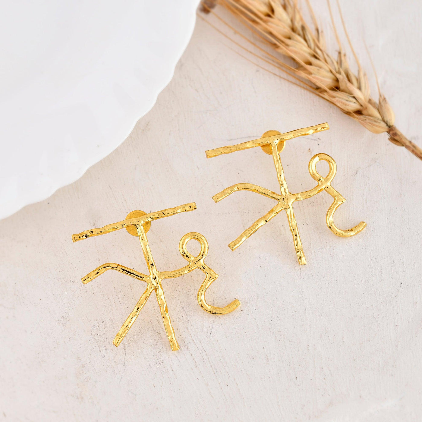 ऋ Earring - Zuriijewels