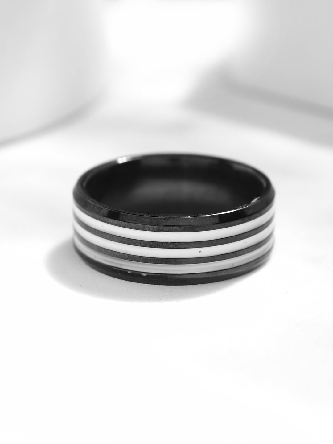 BLACK AND WHITE  ENAMEL MENS RING