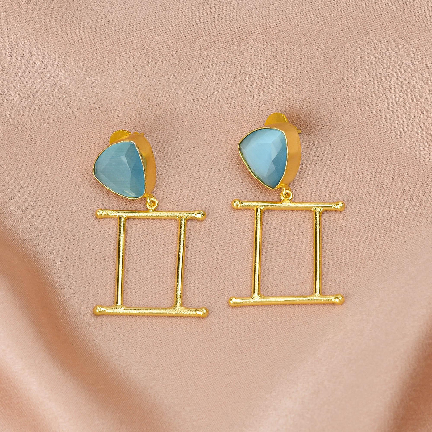 Open Reactangular Earring - Zuriijewels