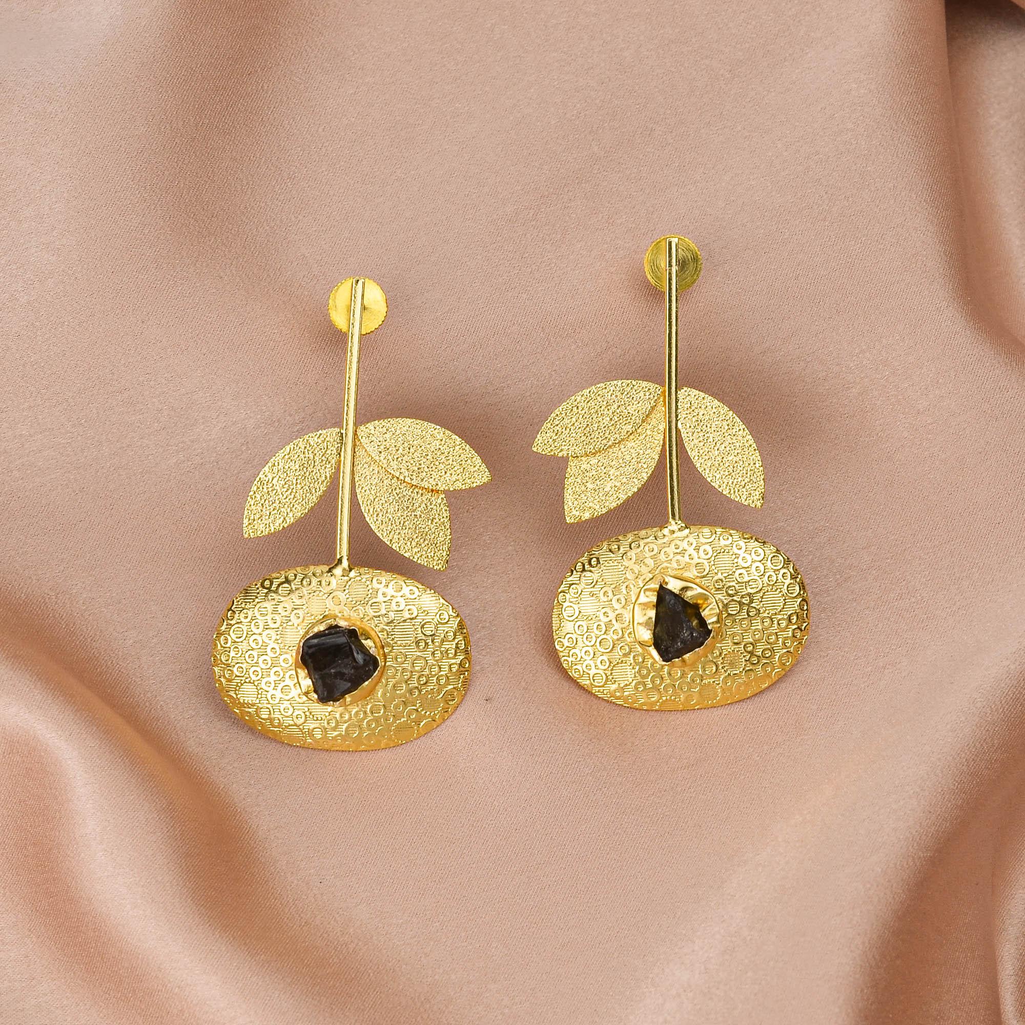 Triple Leaf Textured Earrings - Zuriijewels