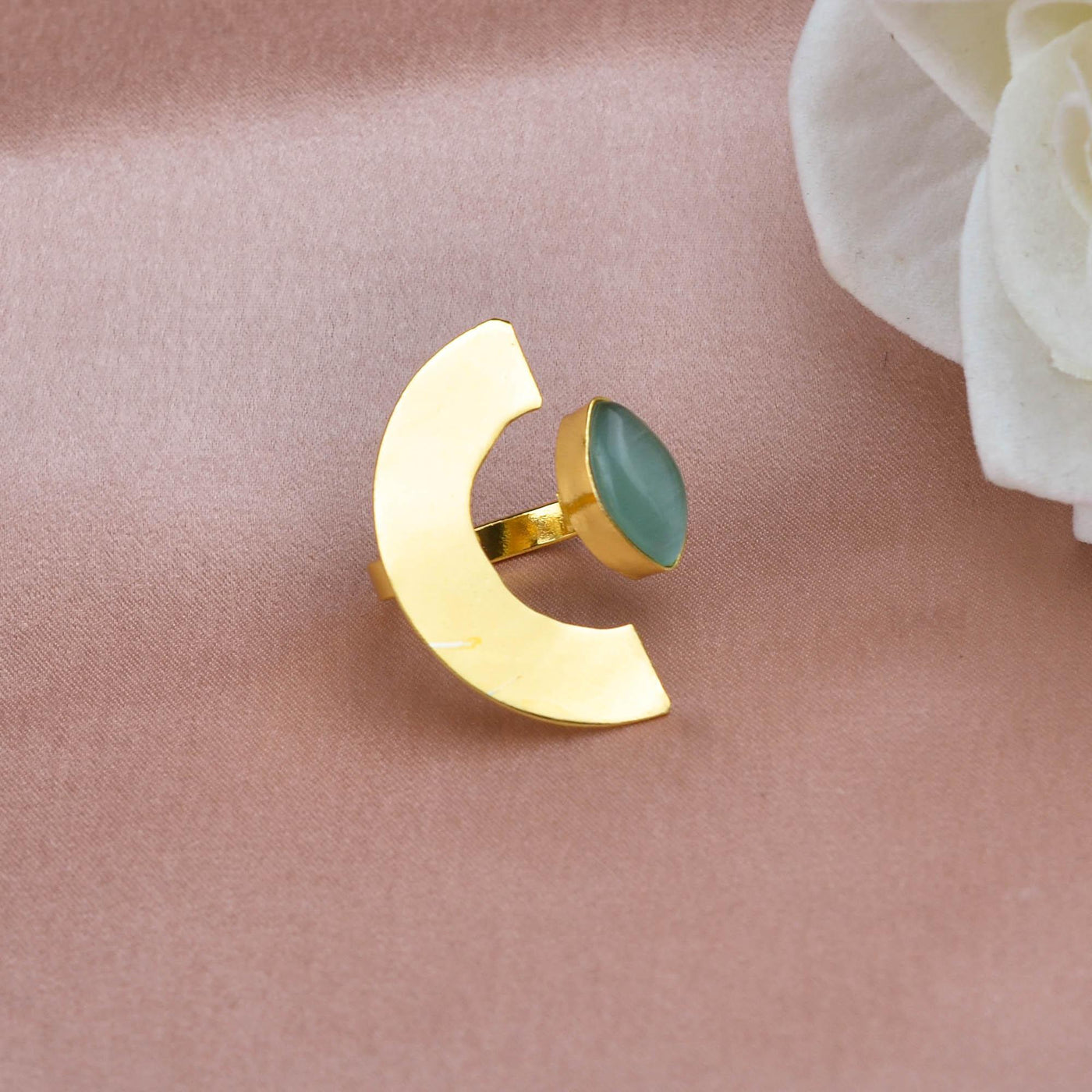 Crescent Ring - Zuriijewels