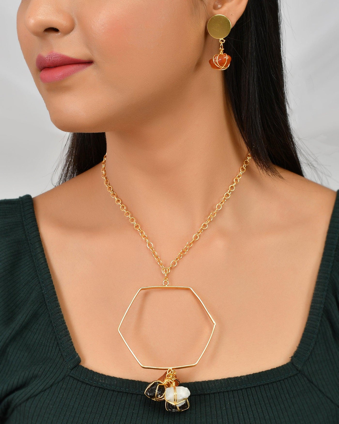 Hexagon Stone Bunch Neck Set - Zuriijewels