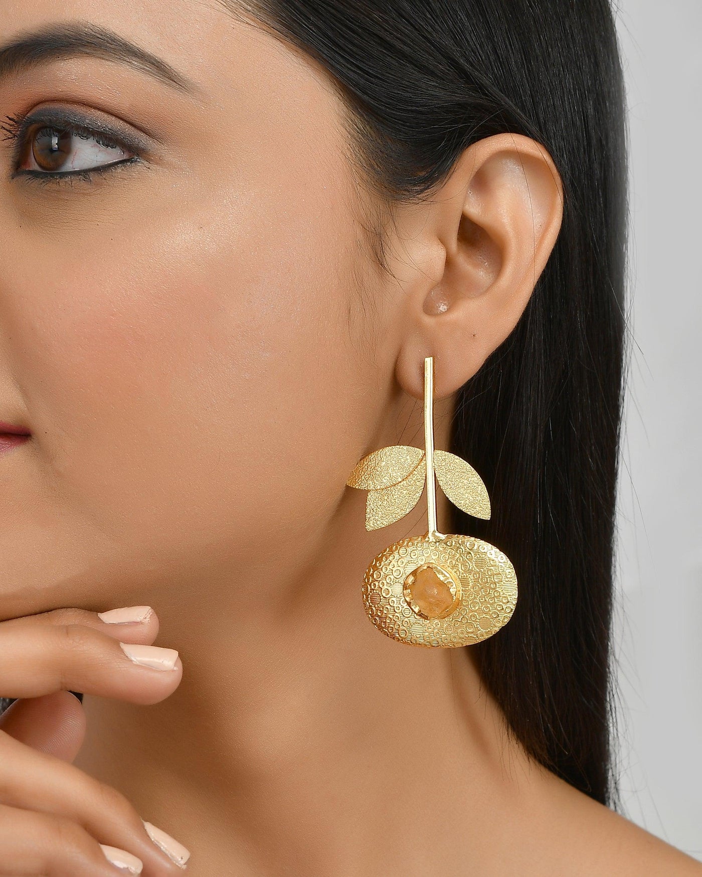 Triple Leaf Textured Earrings - Zuriijewels