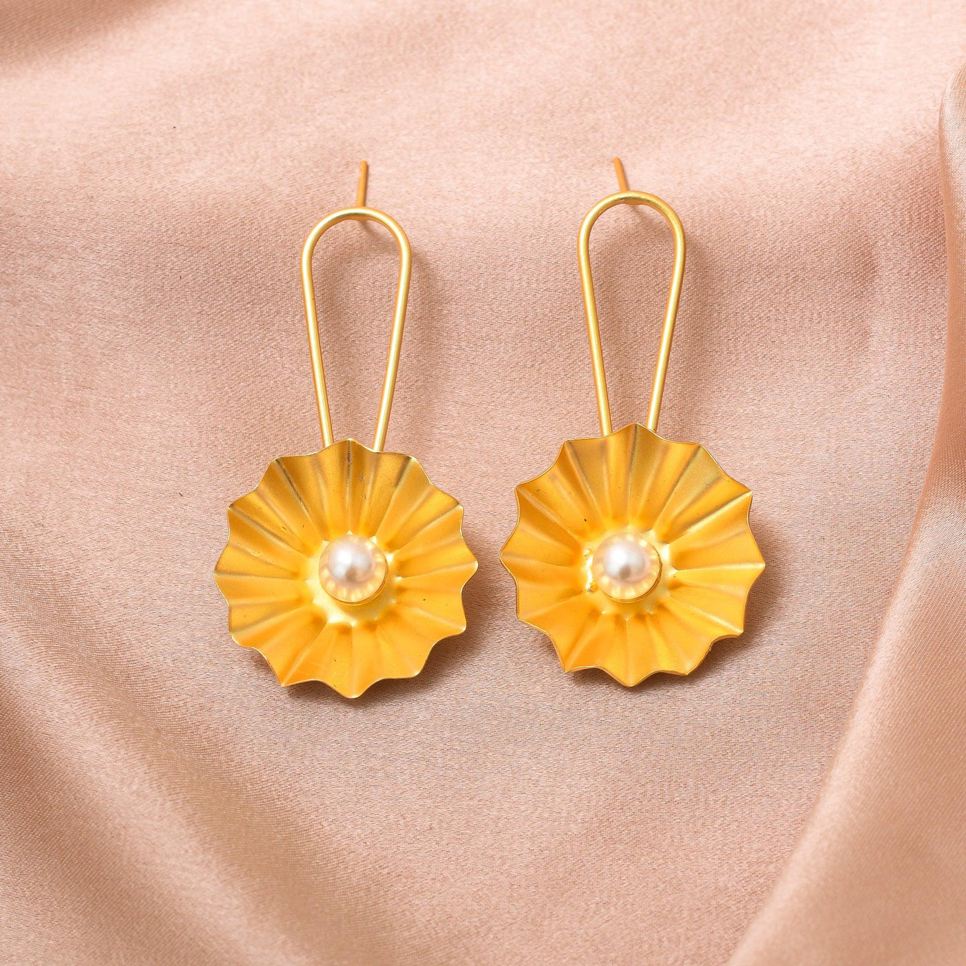 Hanging Flower Earring - Zuriijewels